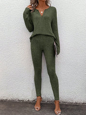 Conjunto Feminino canelado de calça e manga comprida  Beatriz.
