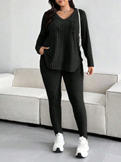 Conjunto Feminino de Blusa com Decote em V e Calça plus size Emilie.