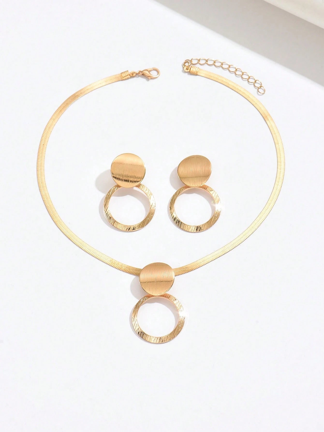 Conjunto de Joias Feminina Minimalista com Colar e Brincos - Emanuele