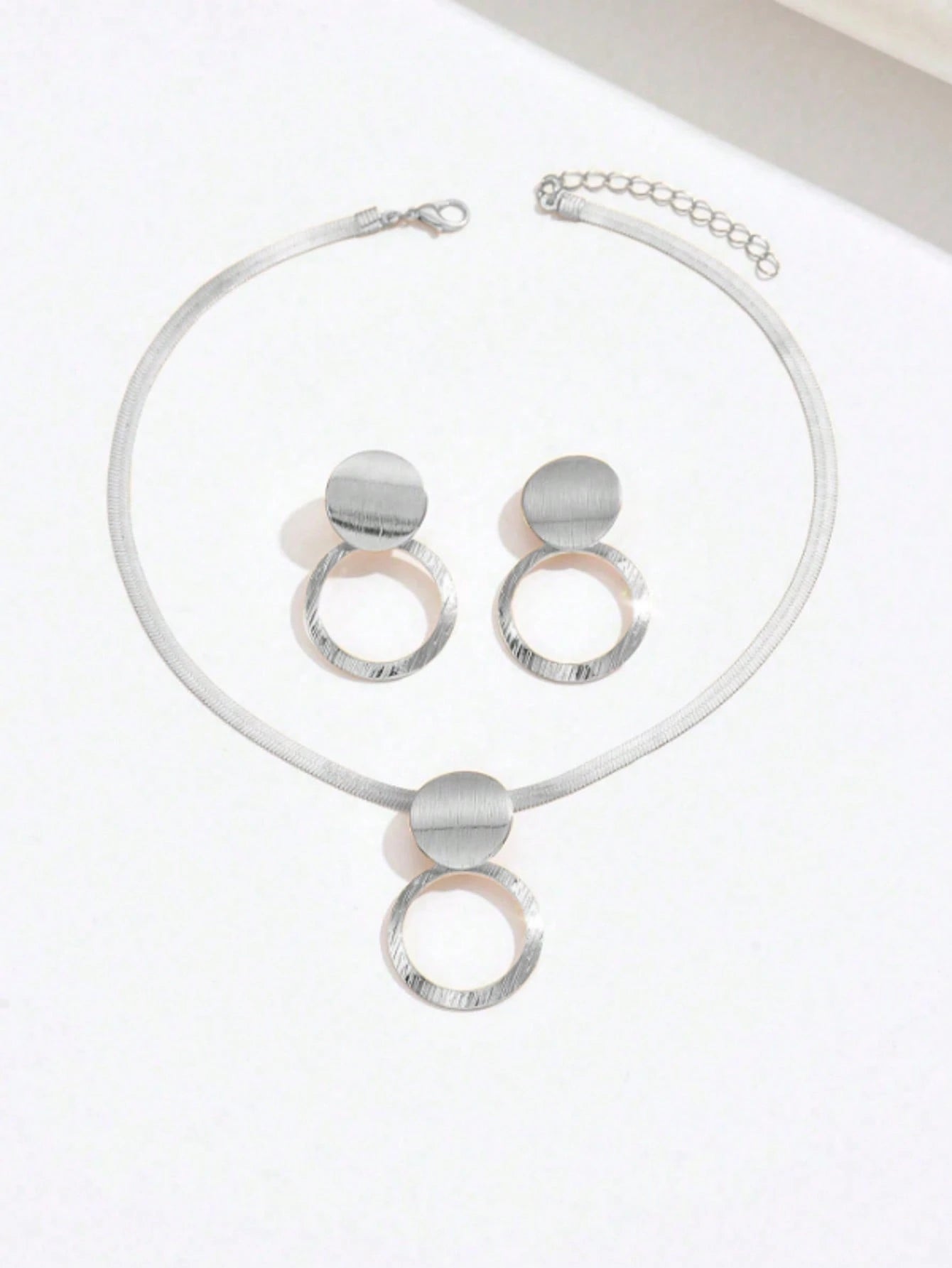 Conjunto de Joias Feminina Minimalista com Colar e Brincos - Emanuele
