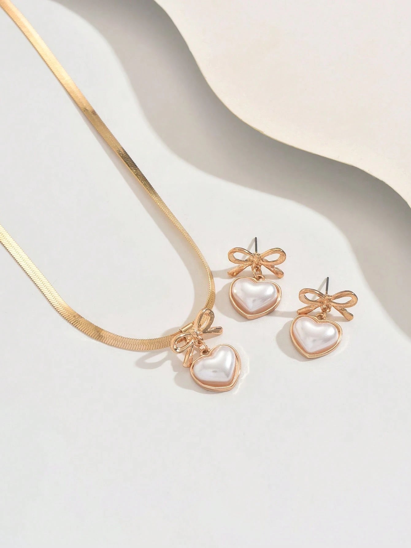 Conjunto de Joias de 3 Peças Feminino de Colar + Brincos - Francine