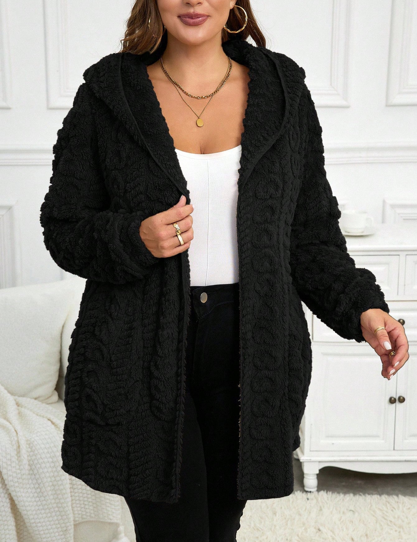 Jaqueta_Feminina_Reversivel_com_Capuz_Plus_Size_Paola_3.jpg