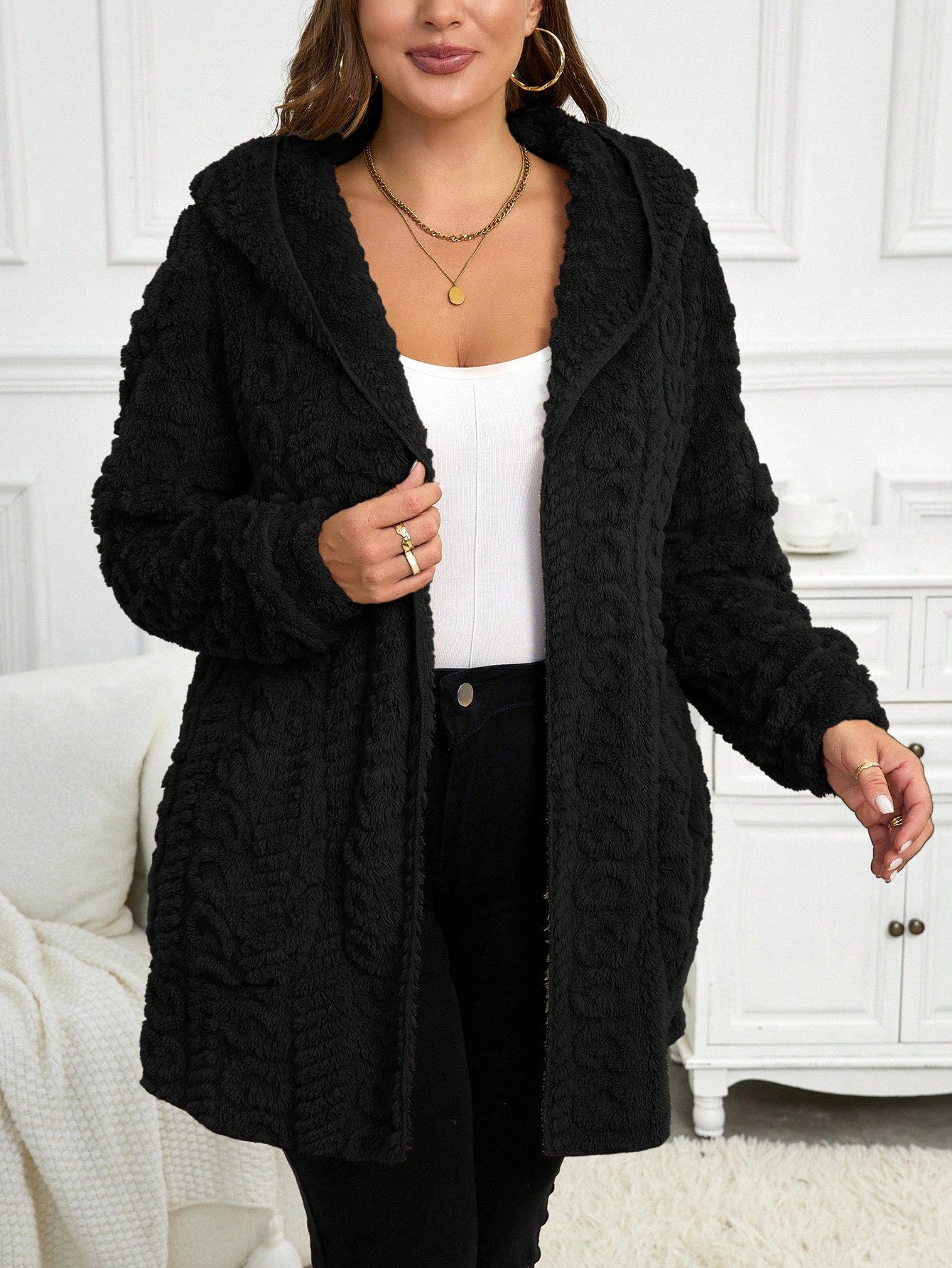 Jaqueta Feminina Reversível com Capuz  Plus Size Paola.