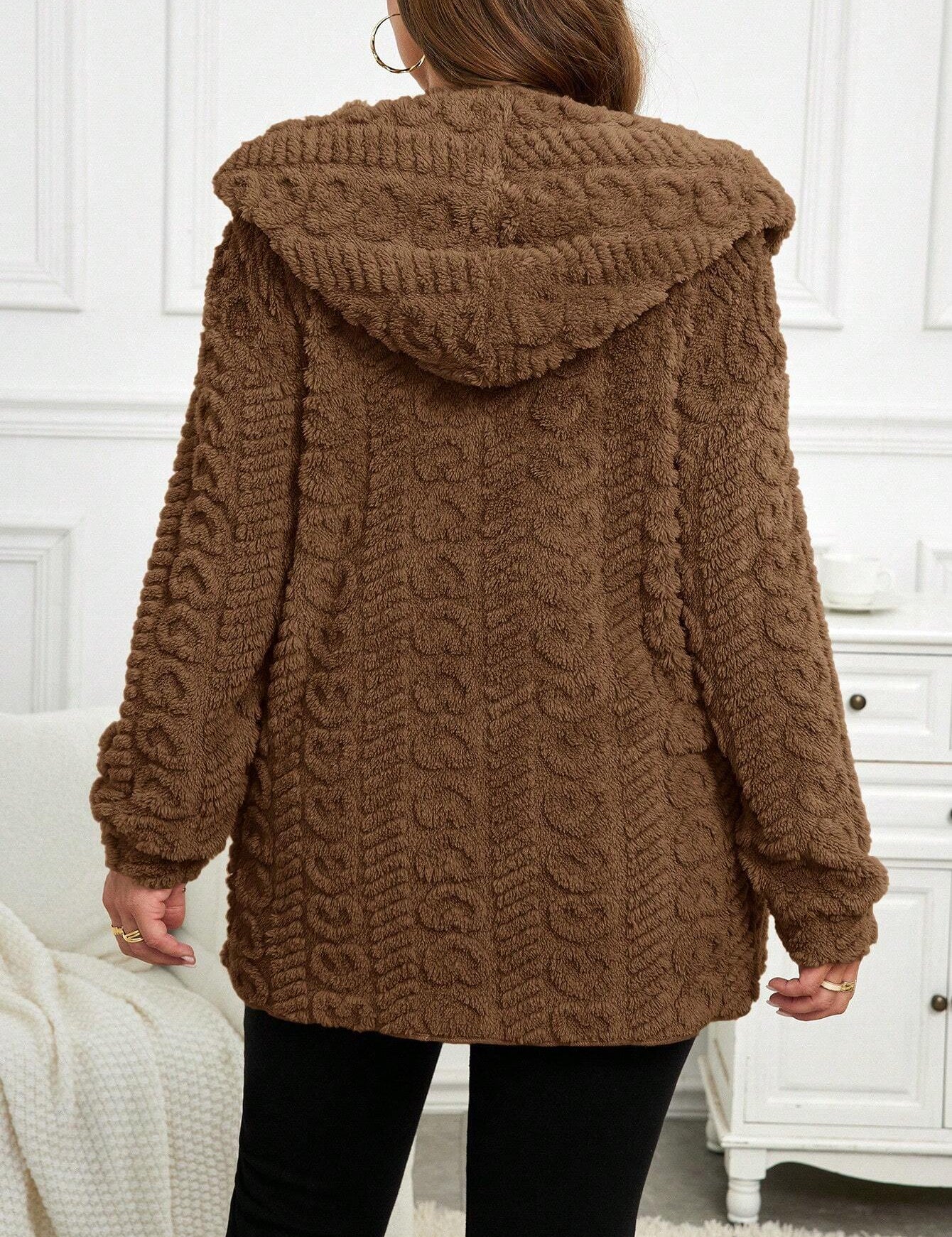 Jaqueta_Feminina_Reversivel_com_Capuz_Plus_Size_Paola_43.jpg