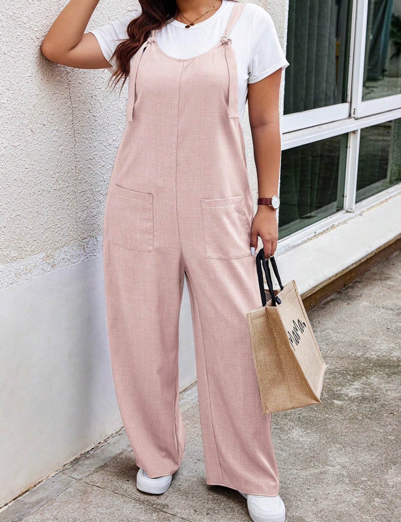 Macacão feminina com Bolsos Duplos Sem Camiseta plus size Dominique.