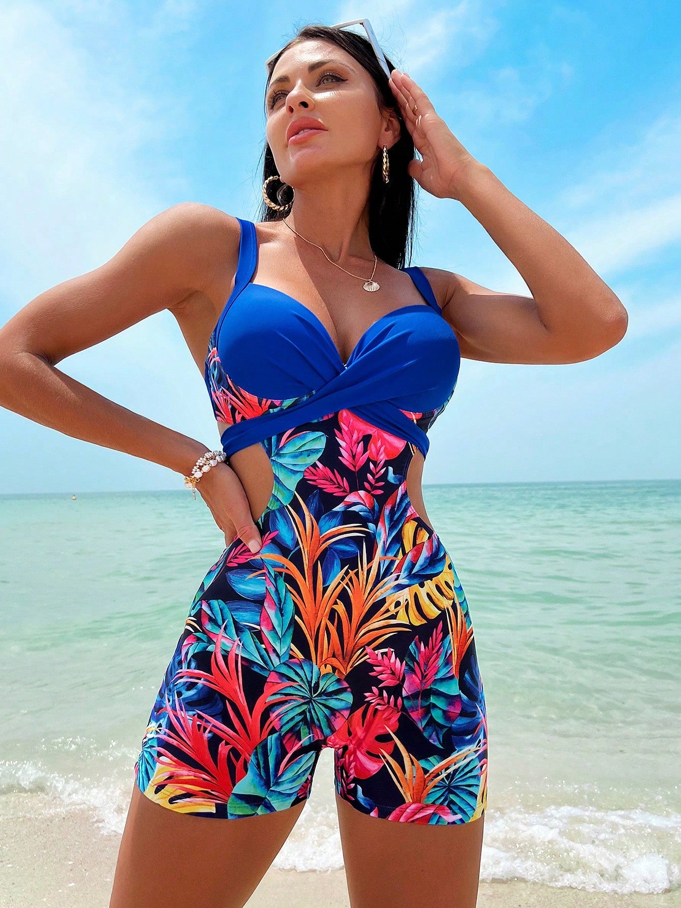 Maiô Feminino com Vazado laterais - Leidy