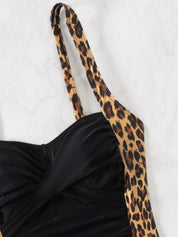 Maiô Feminino com detalhe de estampa de leopardo Samy