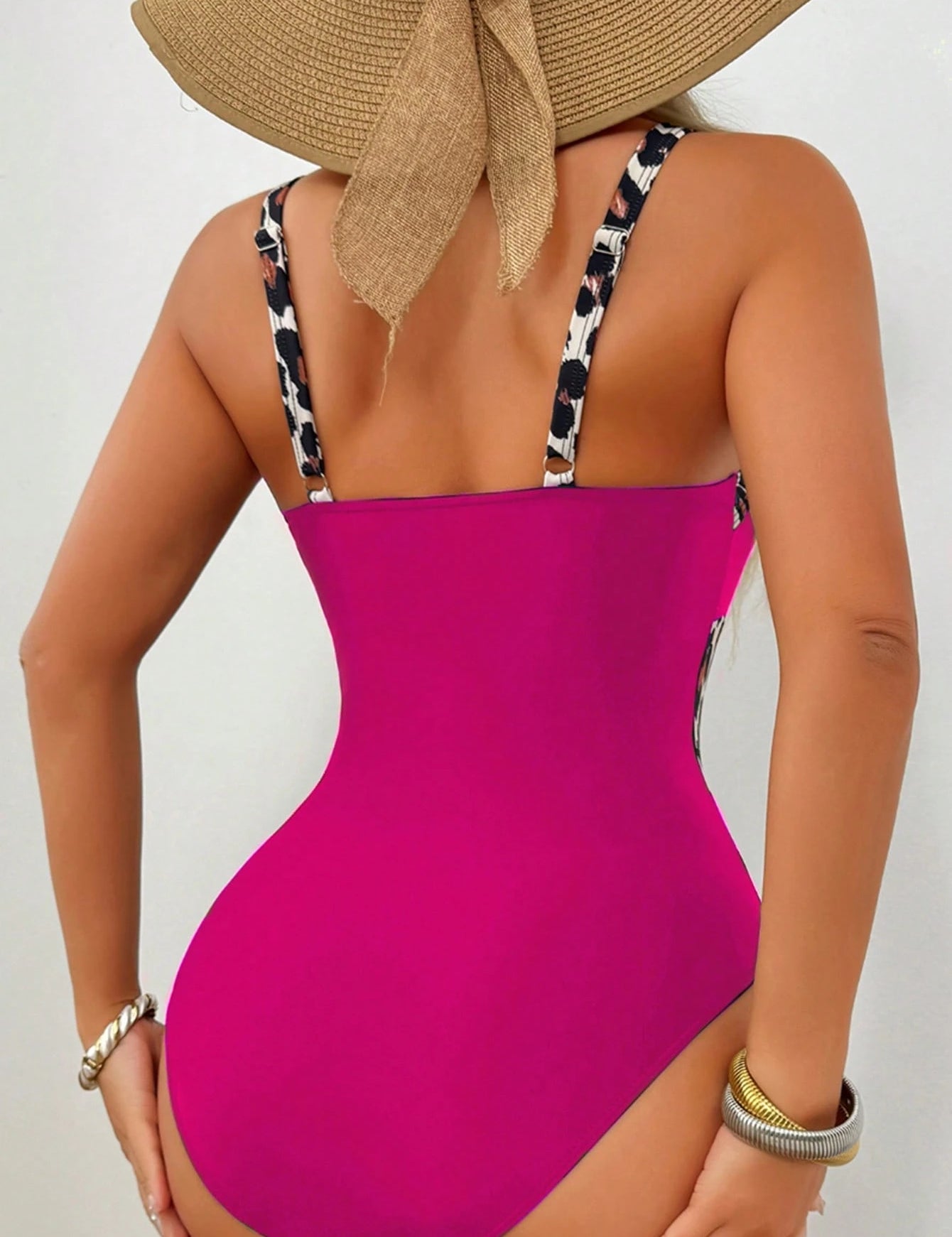 Maio_com_detalhes_animal_print_Leidy_4.webp