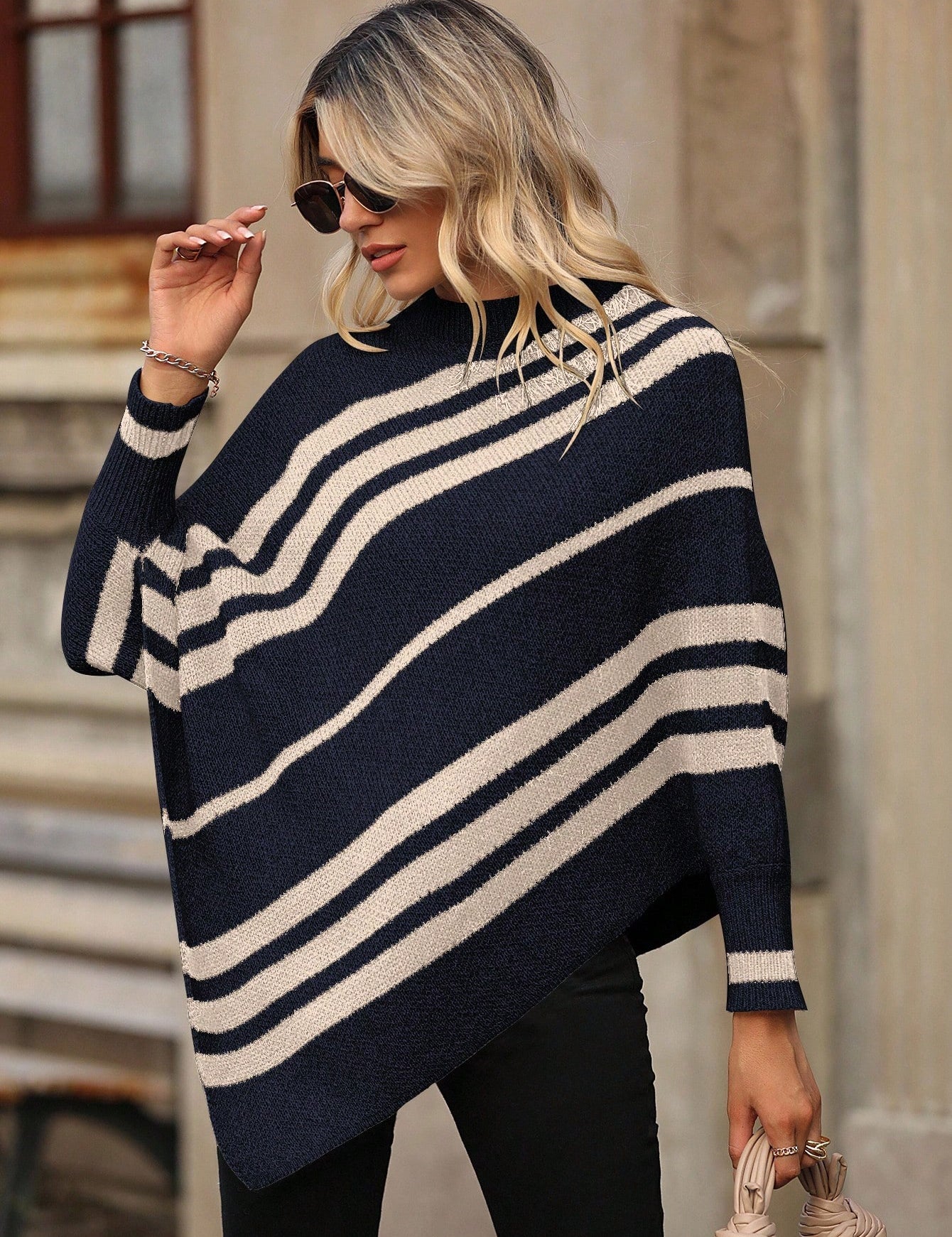 Poncho feminino Assimétrico Gardenia