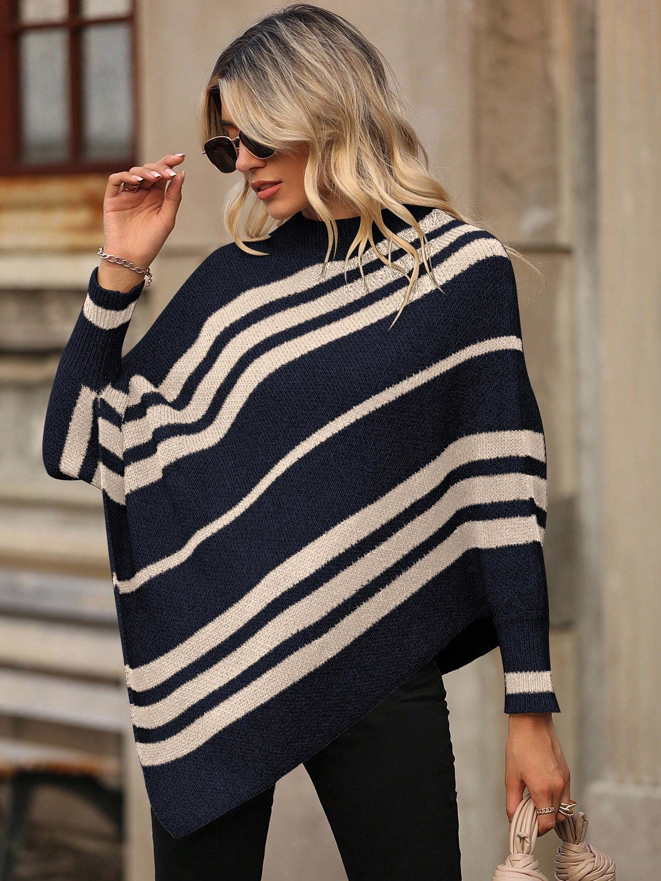 Poncho feminino Assimétrico Gardenia