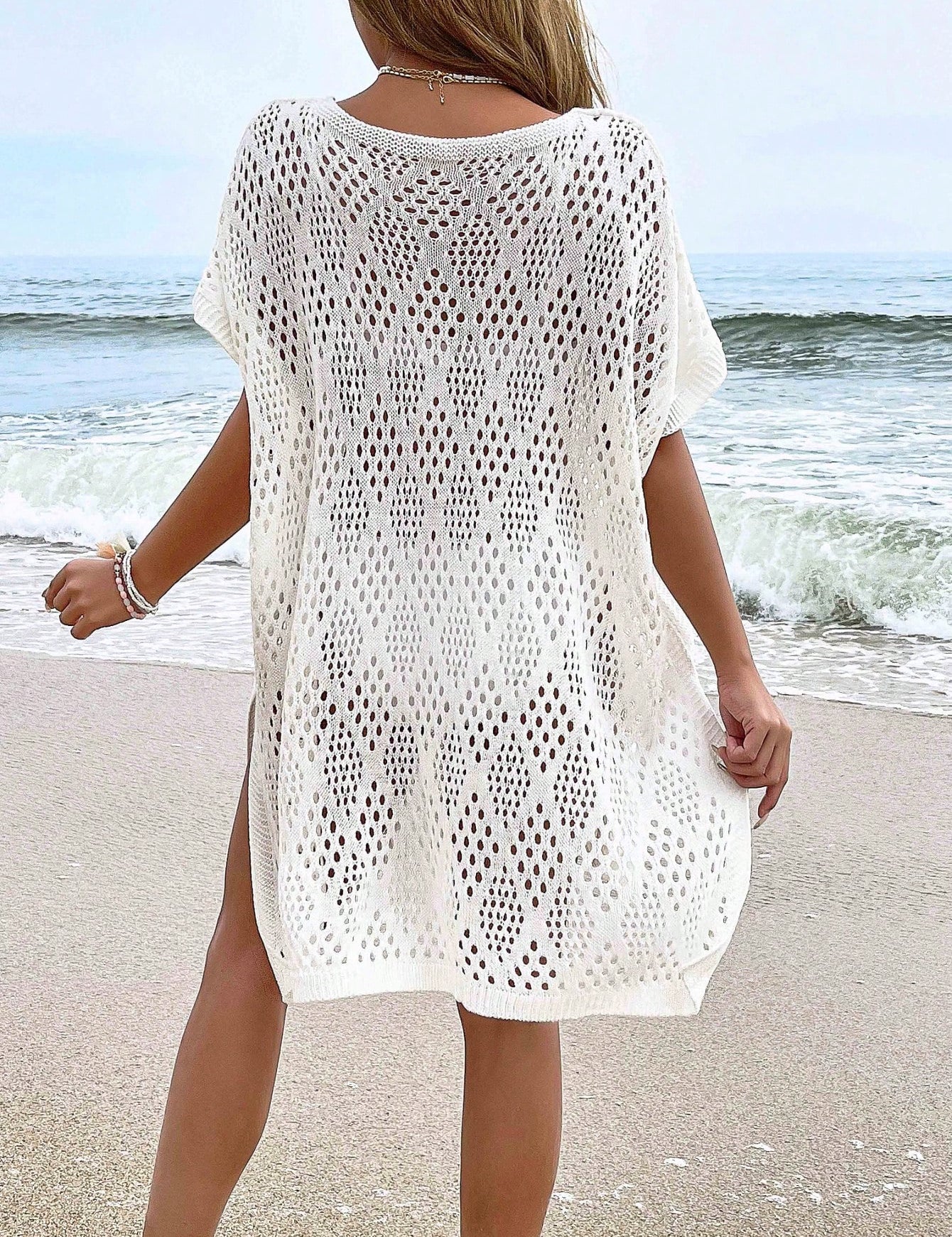 Saida_de_Praia_Feminina_com_Detalhe_Vazado._Plus_Size_-_Prida_2.jpg