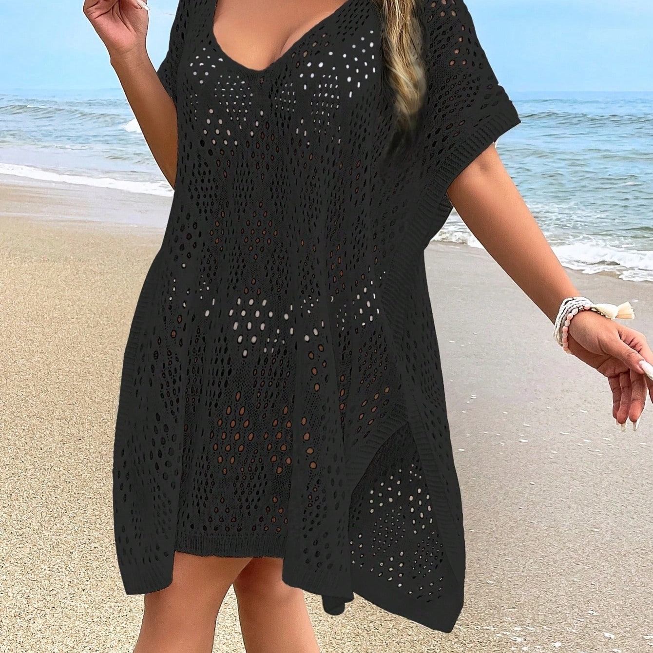 Saída de Praia Feminina com Detalhe Vazado. Plus Size - Prida