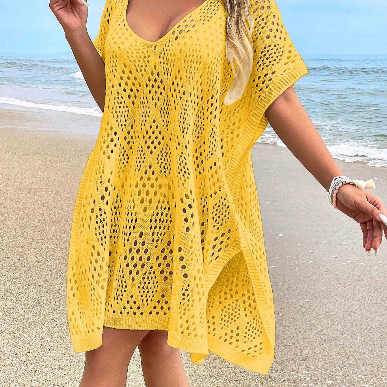 Saída de Praia Feminina com Detalhe Vazado. Plus Size - Prida