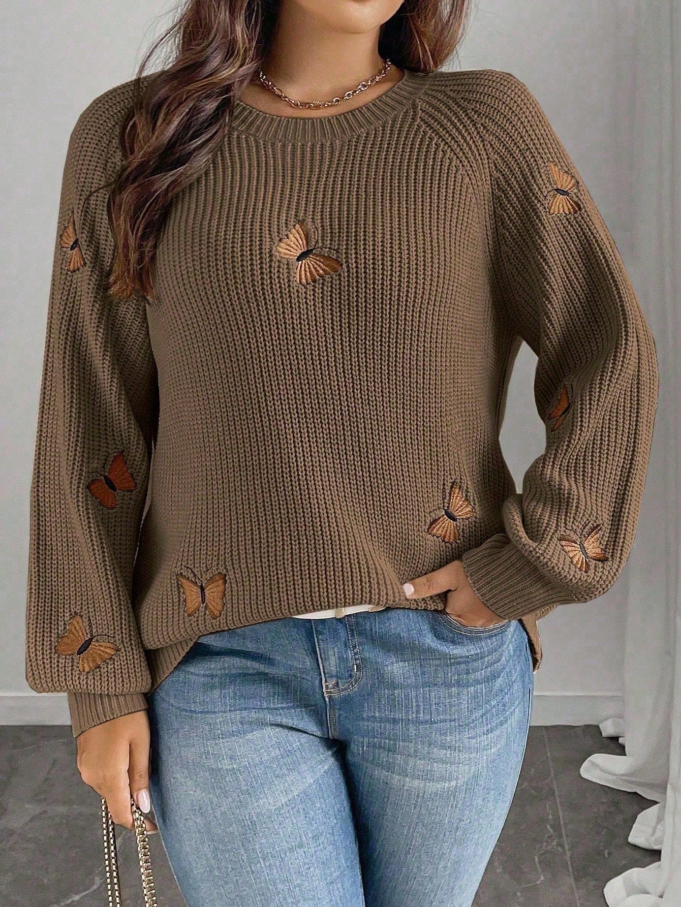 Suéter Feminino com Bordado de borboleta plus size Giorgia