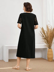 Vestido Feminino Decote em V em Renda - Gergia