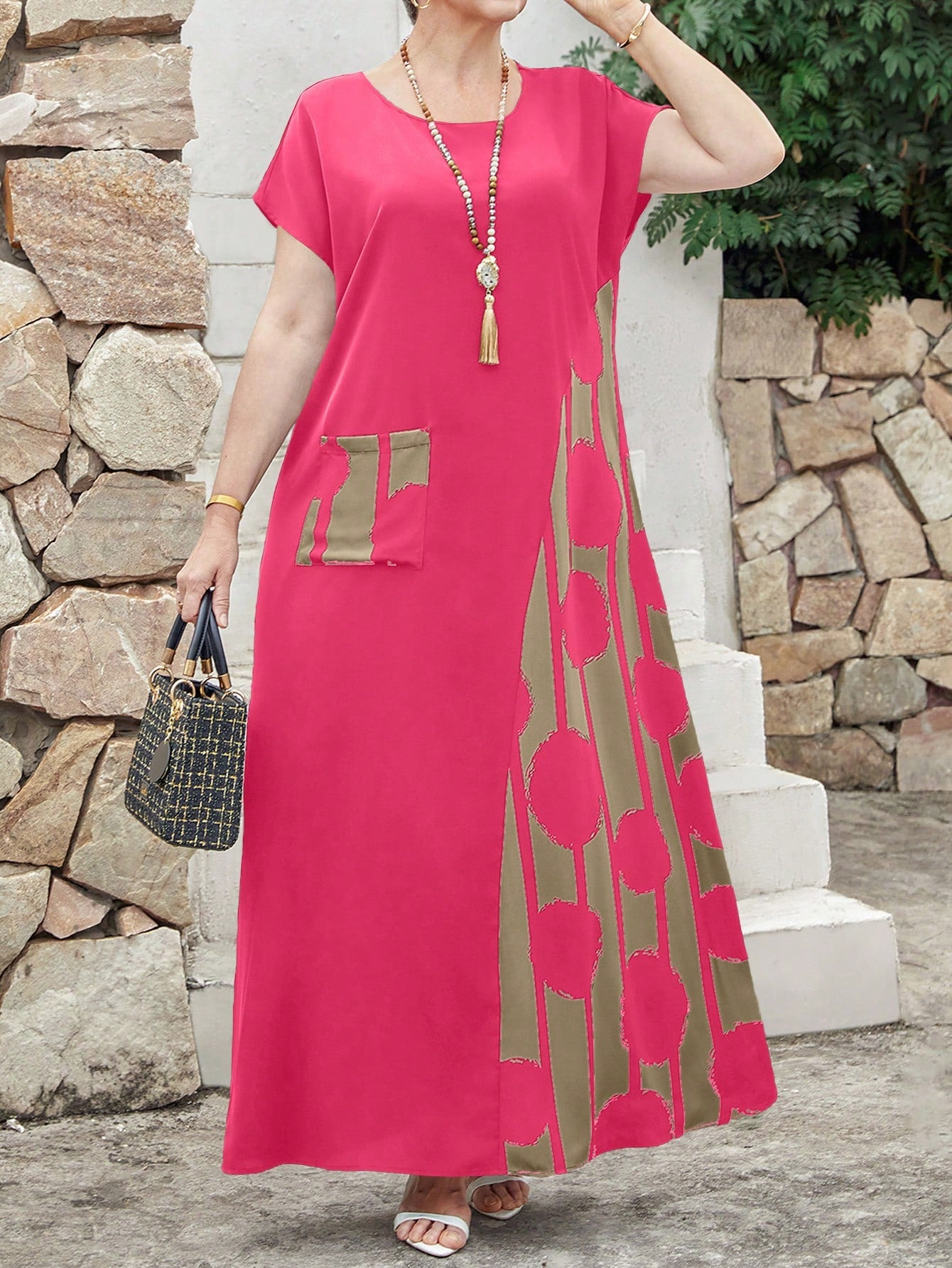 Vestido Feminino Longo em Contraste de Cores - Dinamar. Plus Size