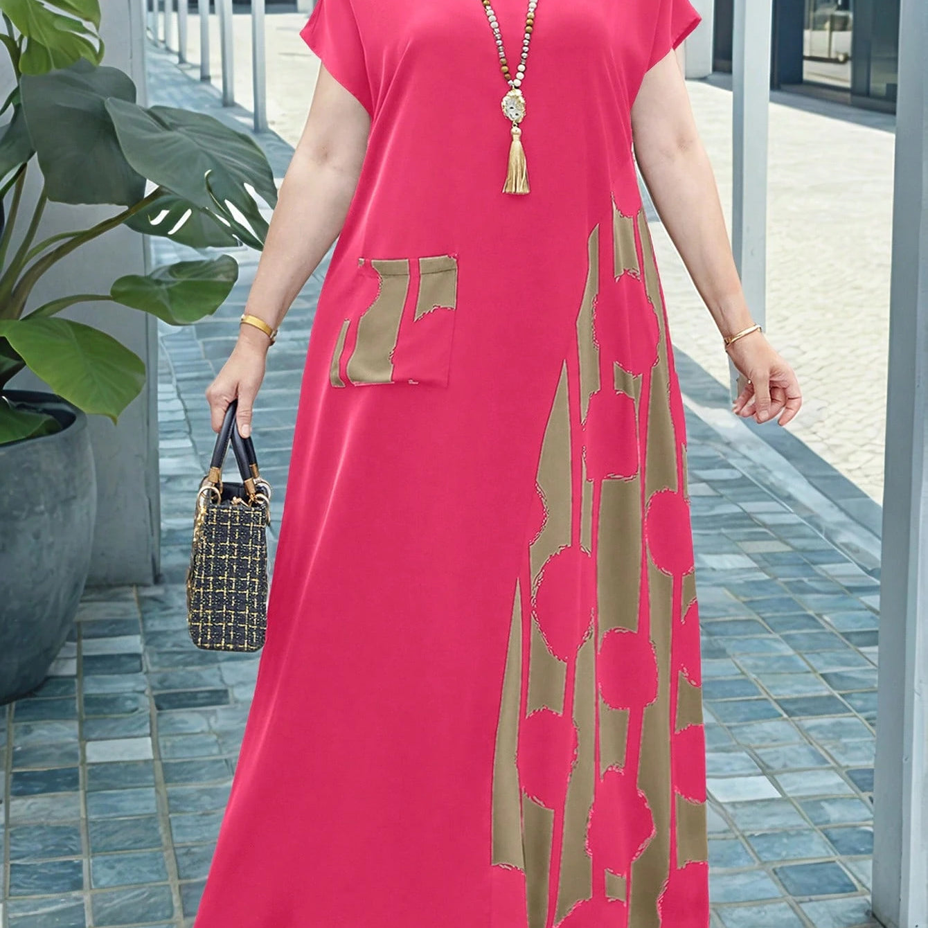 Vestido Feminino Longo em Contraste de Cores - Dinamar. Plus Size