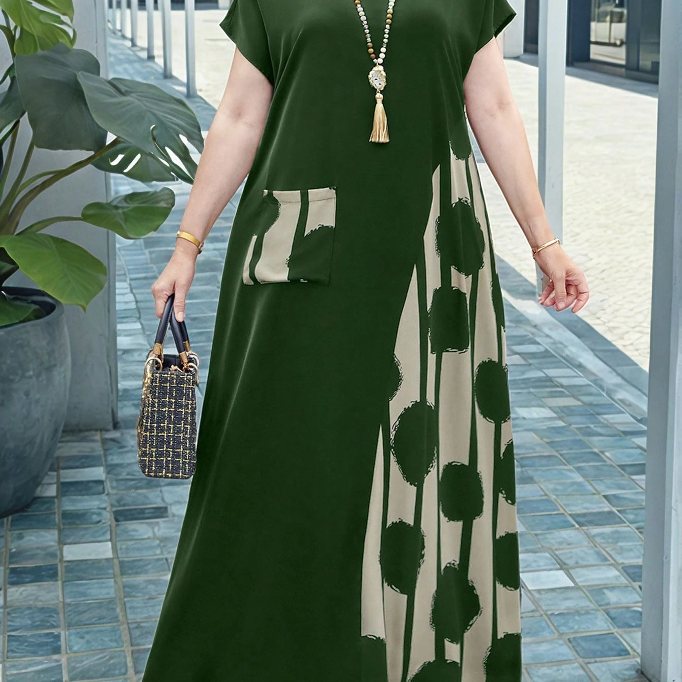 Vestido Feminino Longo em Contraste de Cores - Dinamar. Plus Size