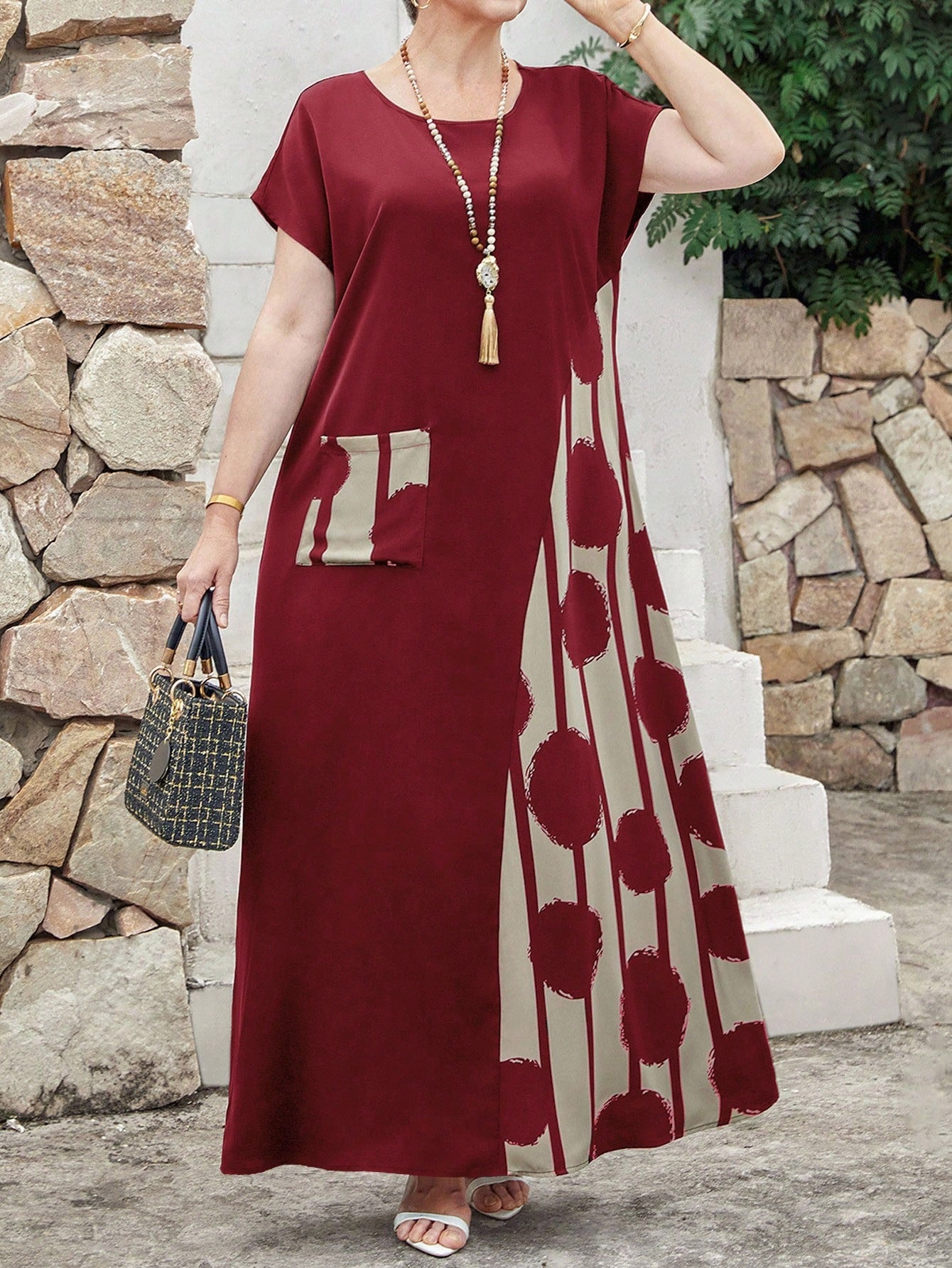 Vestido Feminino Longo em Contraste de Cores - Dinamar. Plus Size