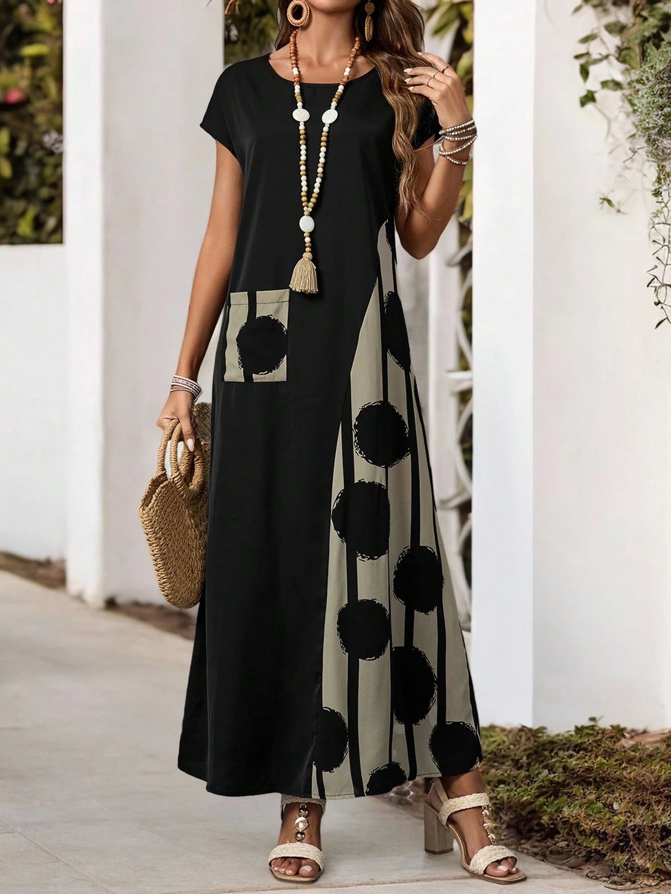 Vestido Feminino Longo em Contraste de Cores - Dinamar. Plus Size