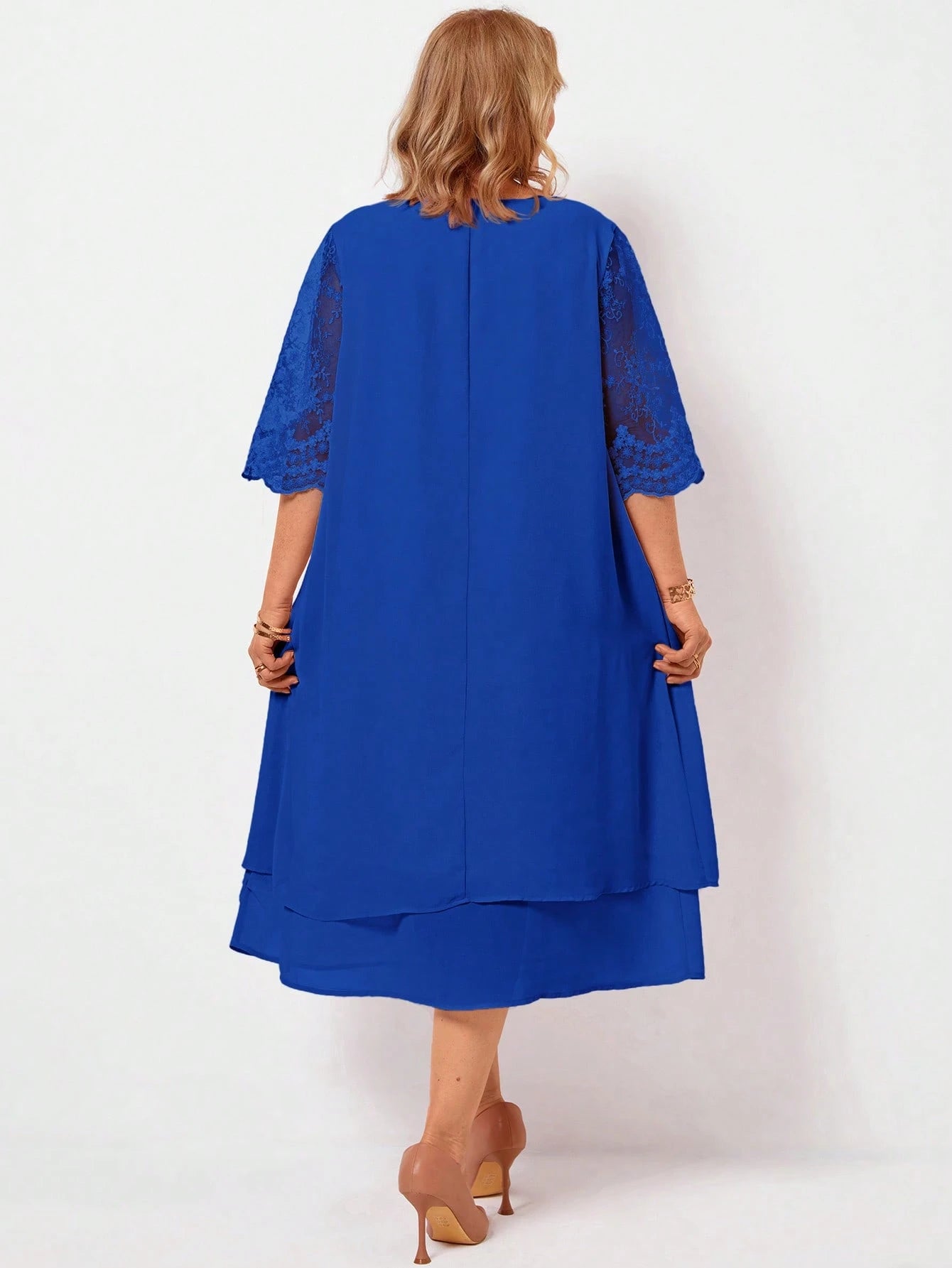 Vestido Feminino com Splice de Tela. Plus Size - Maely