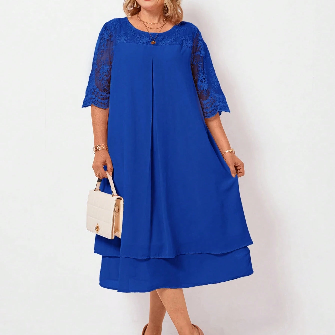 Vestido Feminino com Splice de Tela. Plus Size - Maely