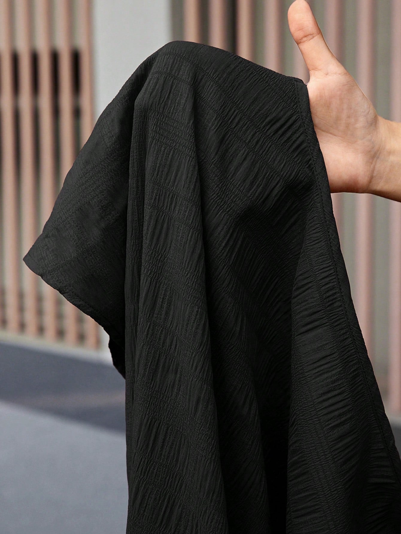 Vestido Feminino de Mangas Morcego - Essence. Plus Size