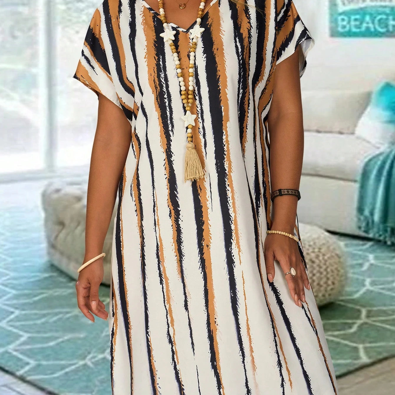 Vestido Feminino de Mangas Morcego - Essence. Plus Size