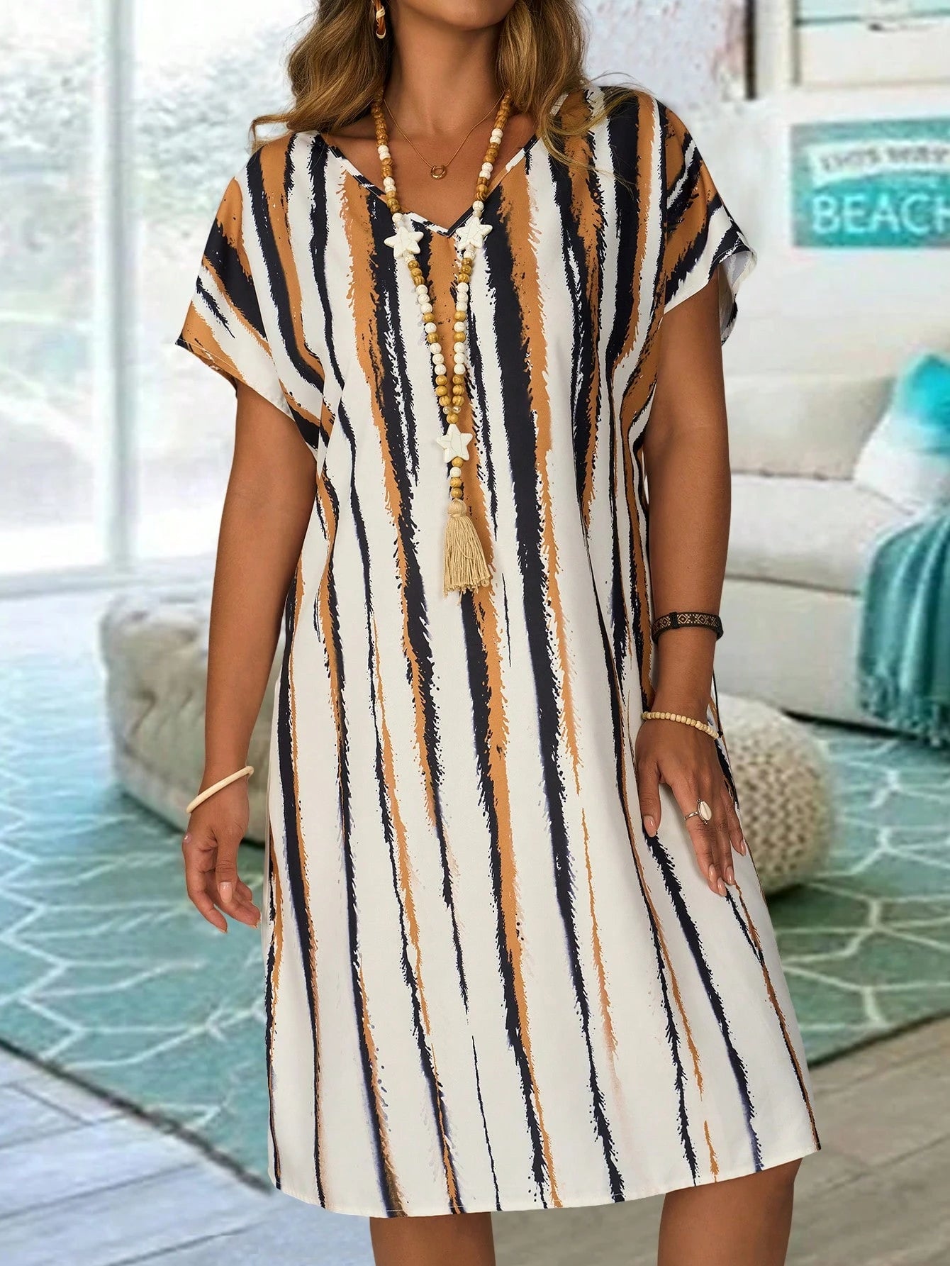 Vestido Feminino de Mangas Morcego - Essence. Plus Size