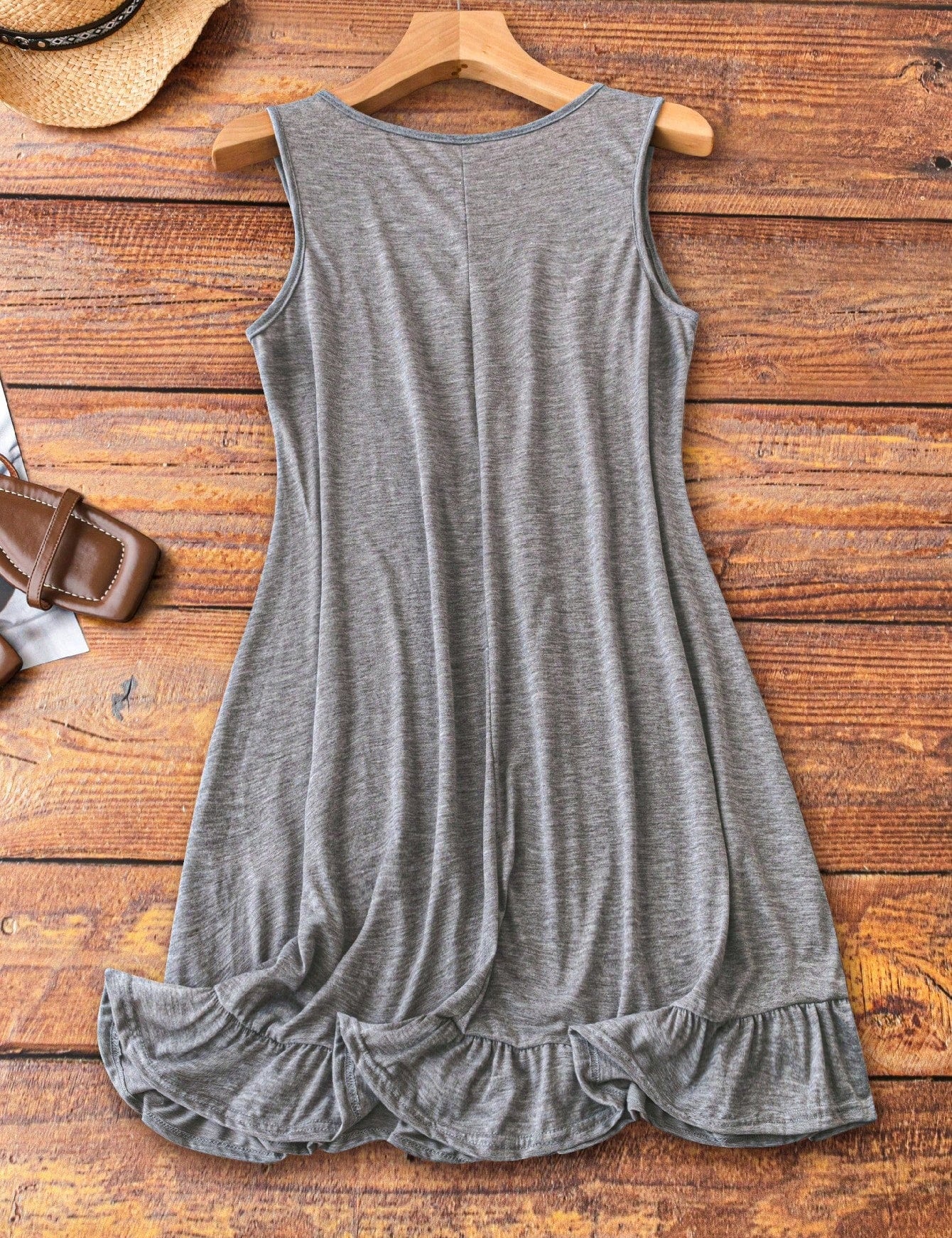 Vestido_Feminino_confortavel_plissado_sem_mangas_Plus_Size_Suzi_10.jpg