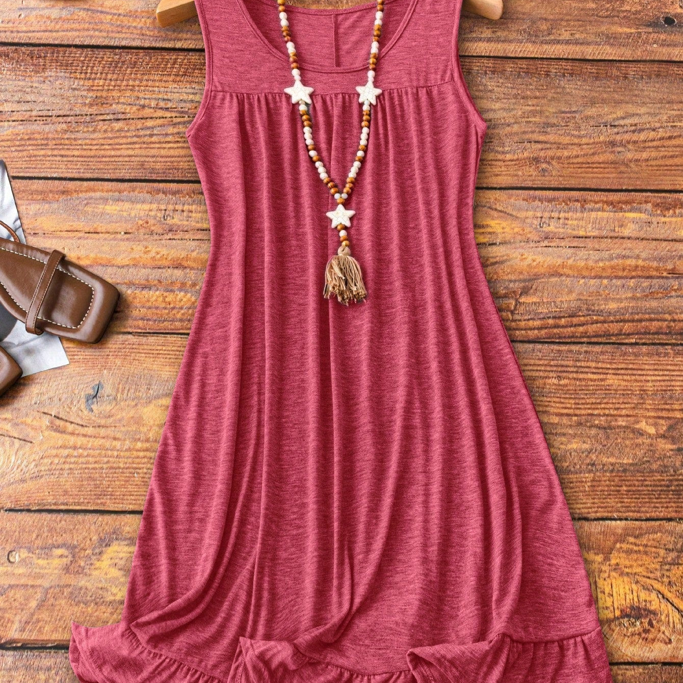 Vestido Feminino confortável plissado sem mangas Plus Size Suzi.