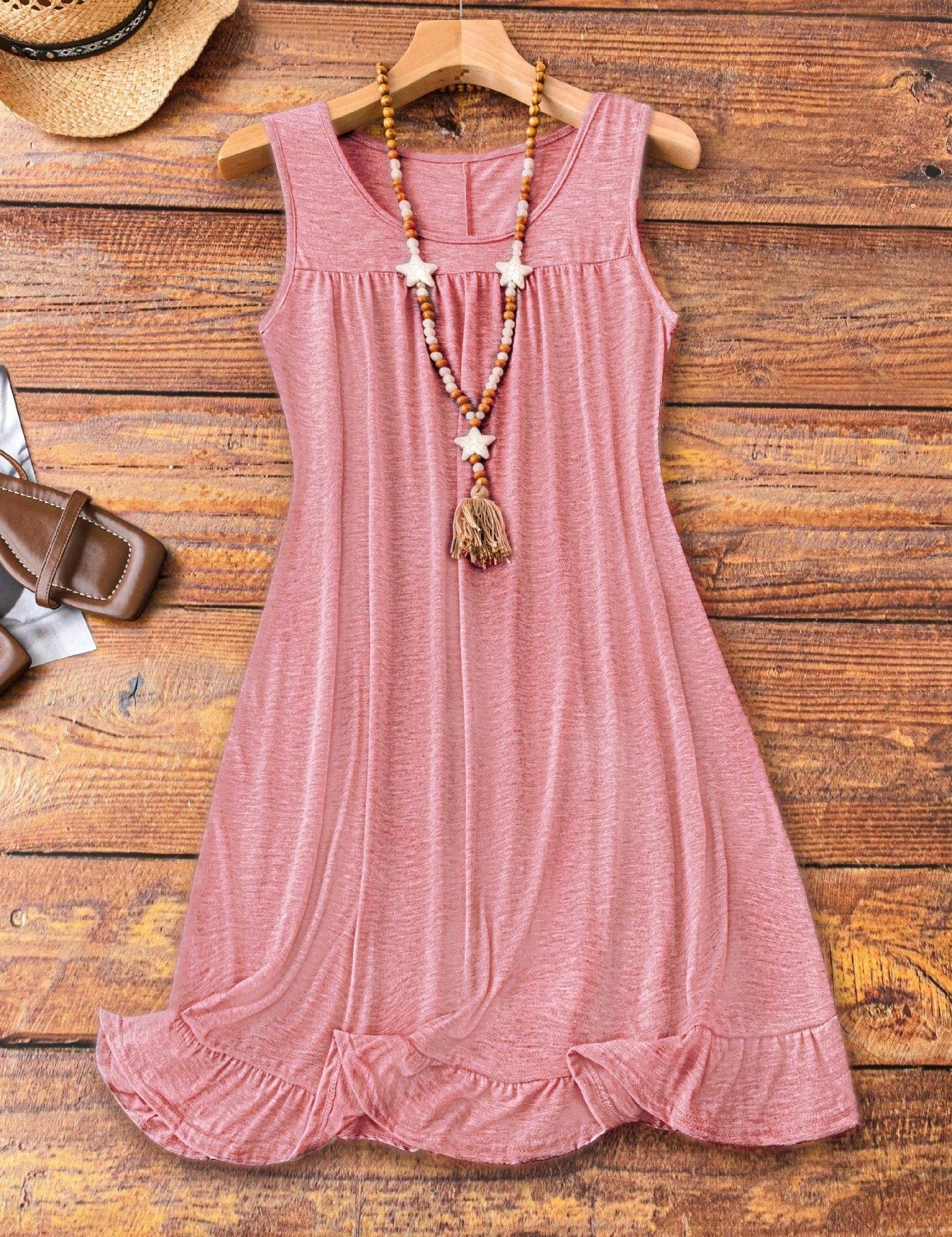 Vestido Feminino confortável plissado sem mangas Plus Size Suzi.