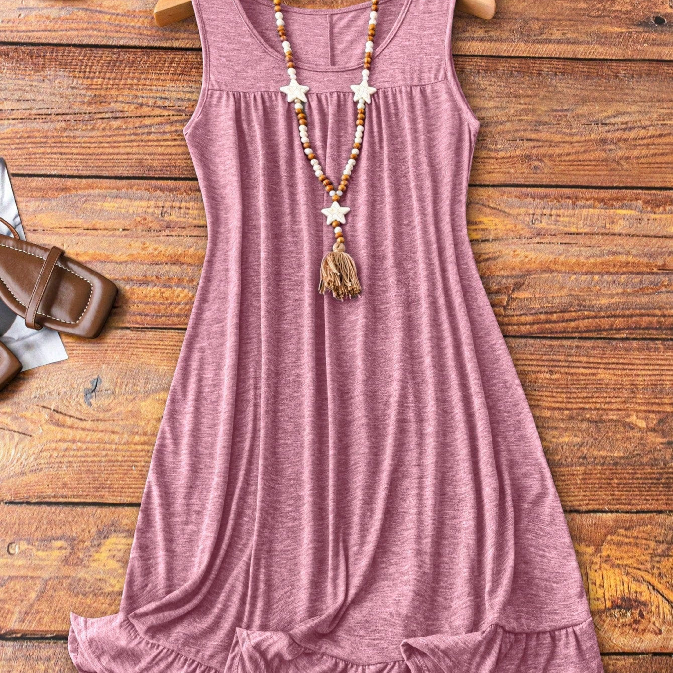 Vestido Feminino confortável plissado sem mangas Plus Size Suzi.