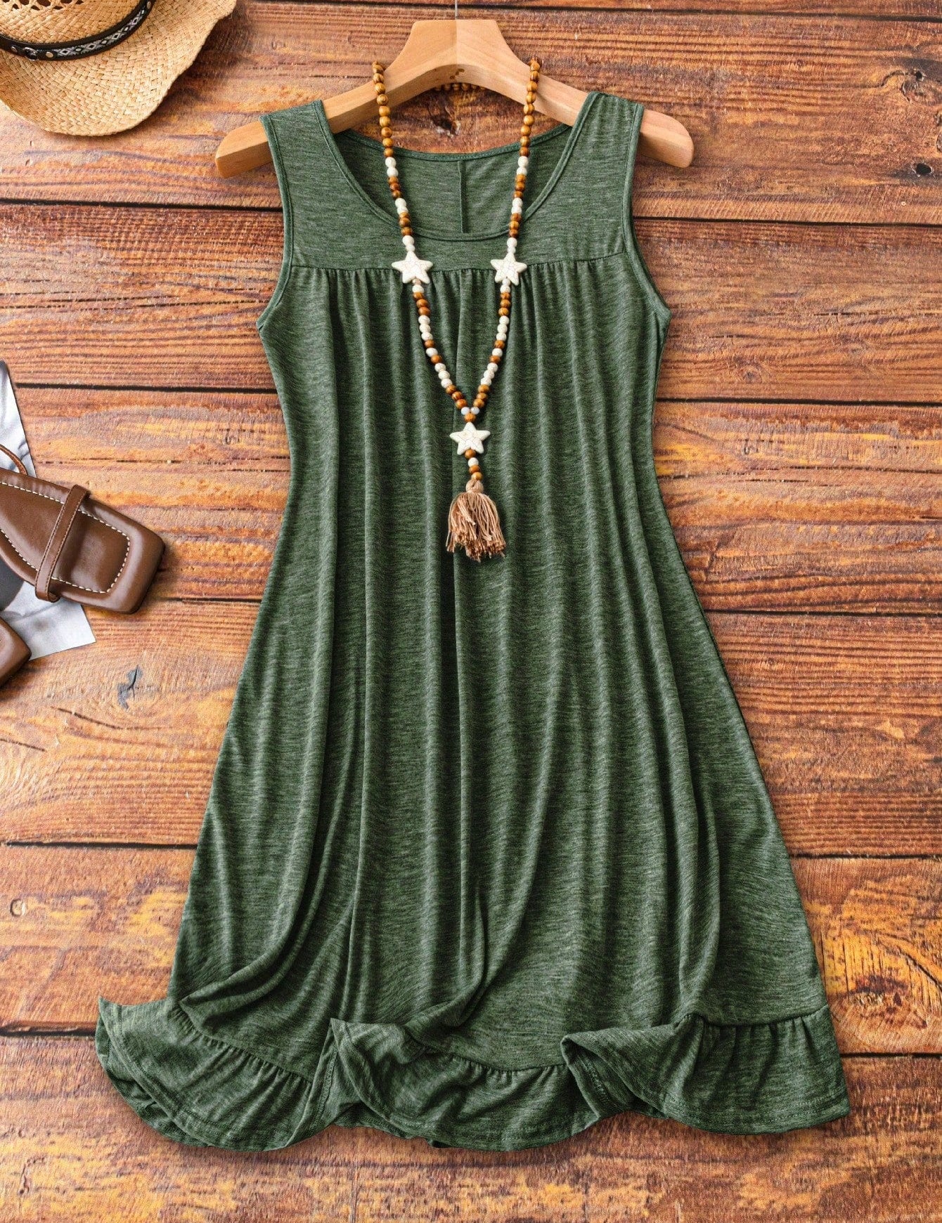 Vestido Feminino confortável plissado sem mangas Plus Size Suzi.