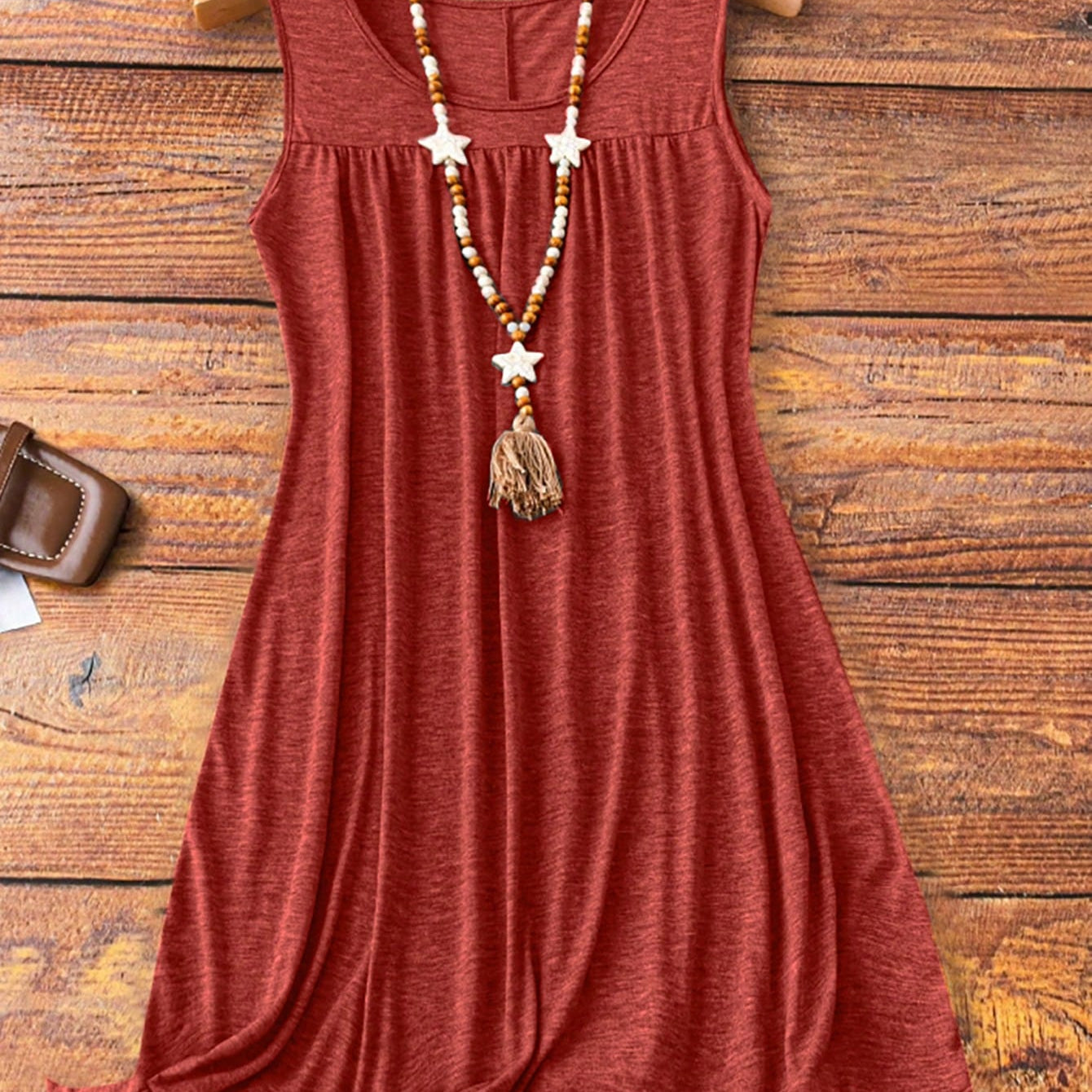 Vestido Feminino confortável plissado sem mangas Plus Size Suzi.