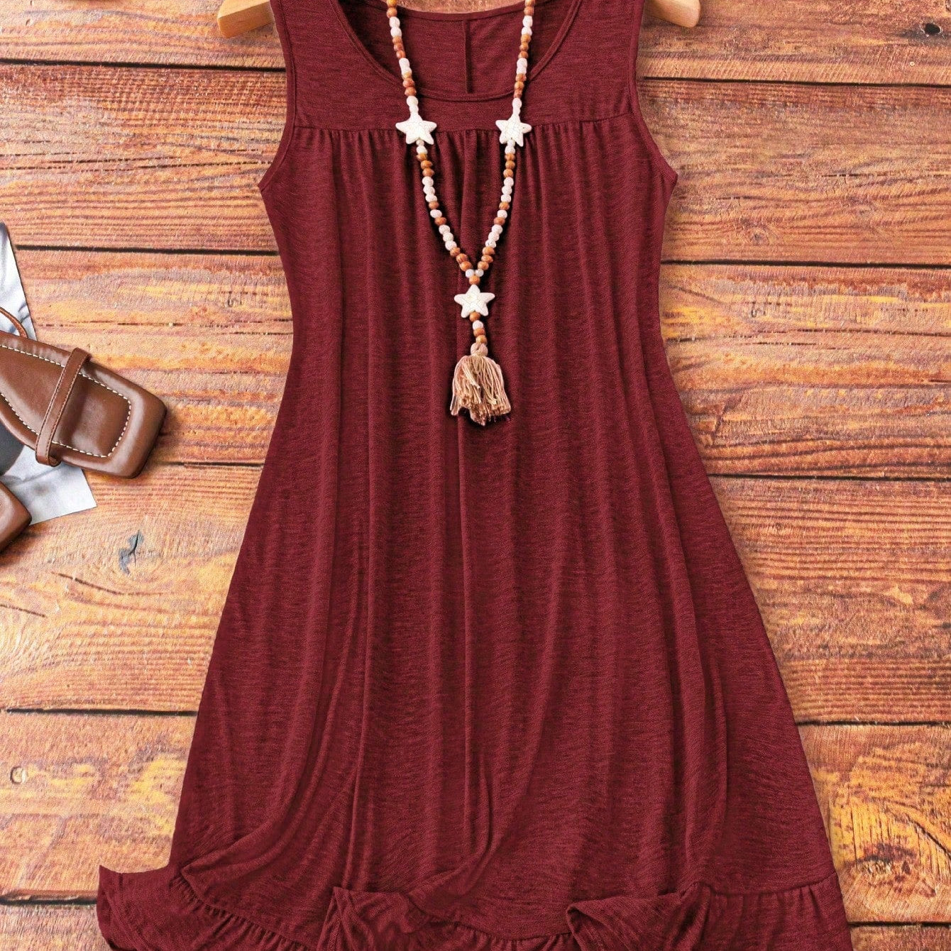 Vestido Feminino confortável plissado sem mangas Plus Size Suzi.