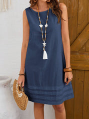 Vestido feminino sem mangas com gola redonda - Yasmine