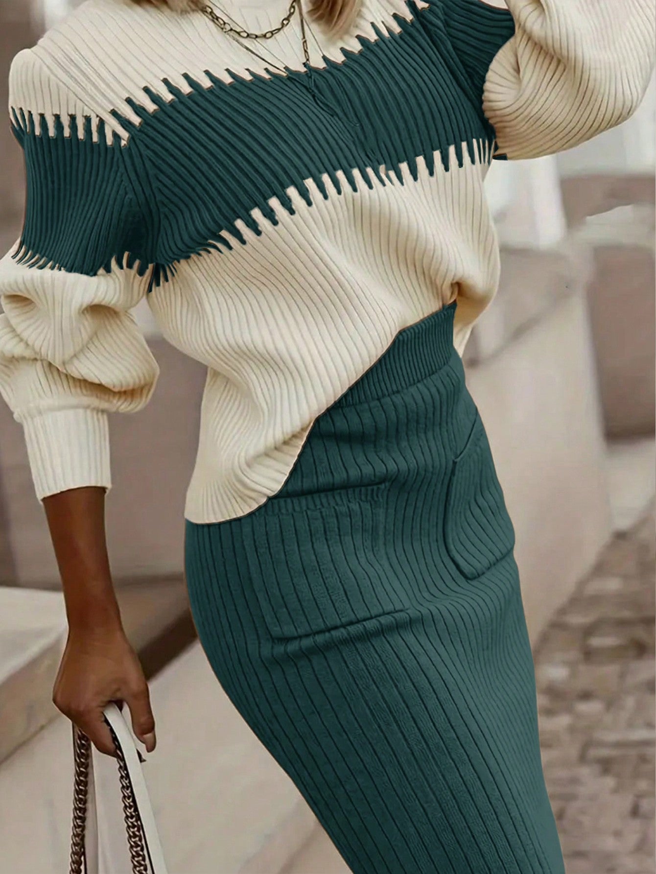 Conjunto Feminino de 2 peças Suéter Elegante e saia de Tricô Renata