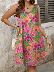 Vestido Feminino com gola V Lilibeth. Plus Size